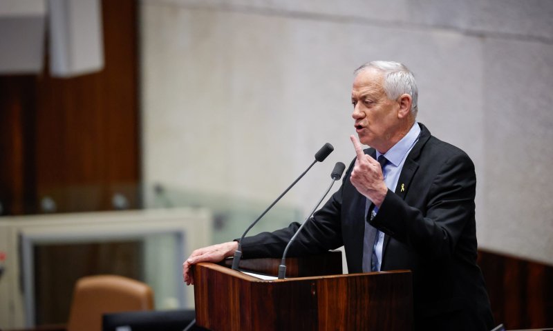 גנץ על הקרבות באופוזיציה: "המתנה הכי גדולה של ביבי"