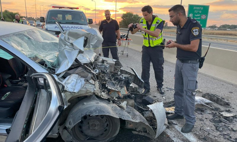 2 הרוגים בתאונה בעמק חפר, פצועים קשה באשקלון