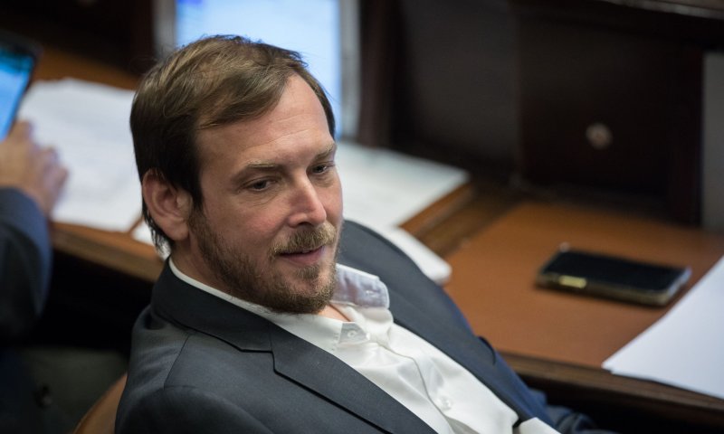 אסף זמיר מרגיע את מצביעי מרצ בתל אביב: "לא יקרה"