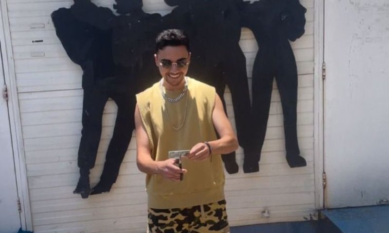 כבר לא חייל: עדן מאירי גוזר חוגר