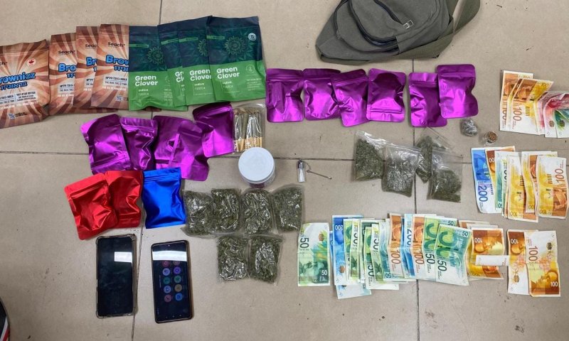 שני צעירים נעצרו בירושלים עם סמים ברכב