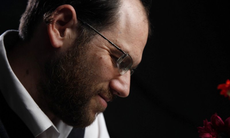 אהרון רזאל בסינגל נוסף: "הי אחי יש'ך אש?"