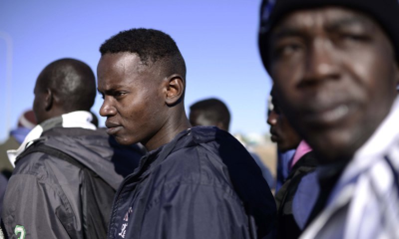 "המסתננים יכולים להיות במתקן או לחזור לארצותיהם"