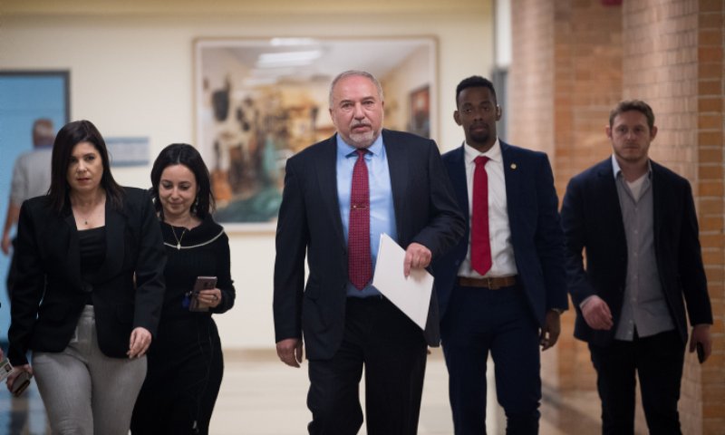 ליברמן והמשותפת נשארו בלי הסכם עודפים