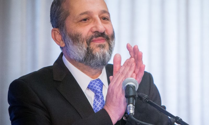 פרשת השחיתות: מקורב לדרעי נחקר באזהרה