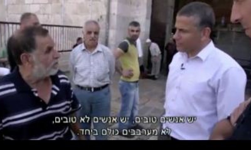 צפו; ינון מגל מתעמת עם מוסלמים בירושלים