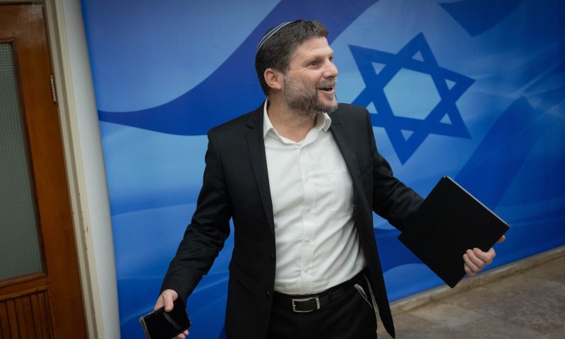 סקר מפתיע: מי יחליף את סמוטריץ' בראשות המפלגה?