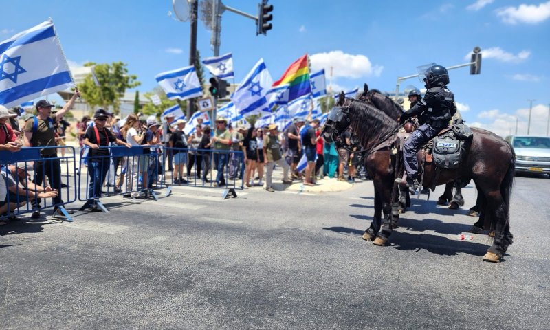 המשטרה מעדכנת: 66 מפגינים נעצרו עד כה
