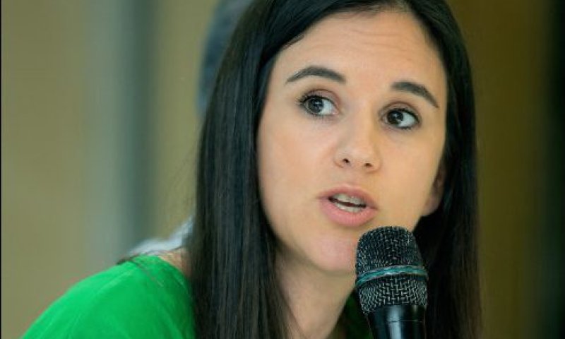 להיכן נעלמו הגברים? תשובה לאמילי עמרוסי