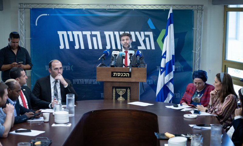 בציונות הדתית נגד עוצמה יהודית: "השוטרים באחריות שלכם"