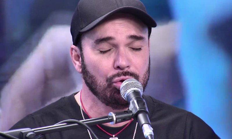 מרגש: דוד ד'אור מחדש את התפילה לקורונה. צפו