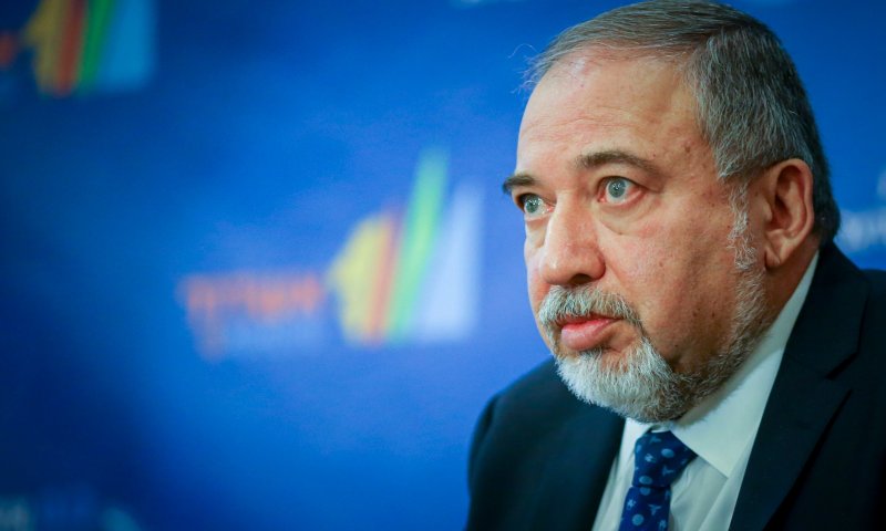 ליברמן: מצטער שנתתי אישור לפרסם את התקיפה