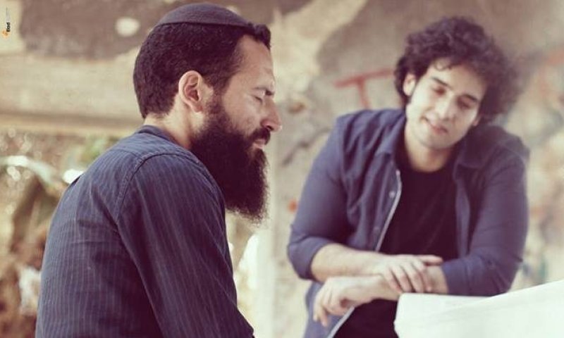 מזהים? אחיה כהן בדואט מרגש עם זוכה כוכב נולד &bull;צפו