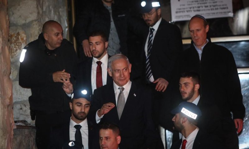 נתניהו לדרעי: "כשאח שלי במצוקה- אני בא אליו"