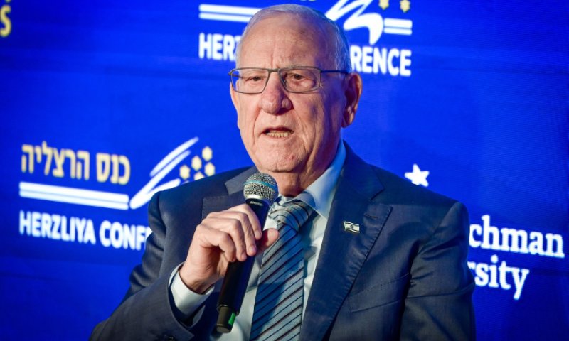 הנשיא לשעבר ריבלין בפנייה לנתניהו: "אנא ממך"