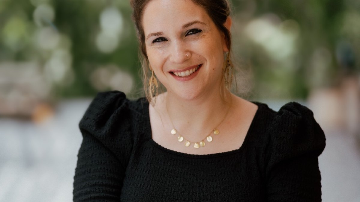 הדסה בן ארי: 