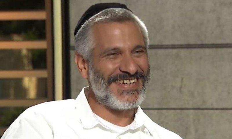 ענק: כך יראה החיקוי של אביתר בנאי ב"ארץ נהדרת"