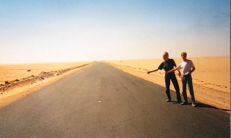 תם עידן הושטת האצבע. תכירו: טרמפ, דור הפייסבוק