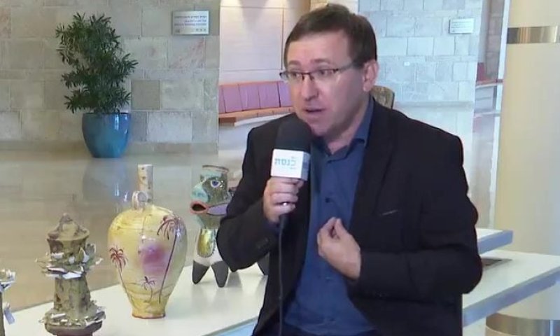 הרכש החדש של יעלון: לא יהיו חיסונים בישראל