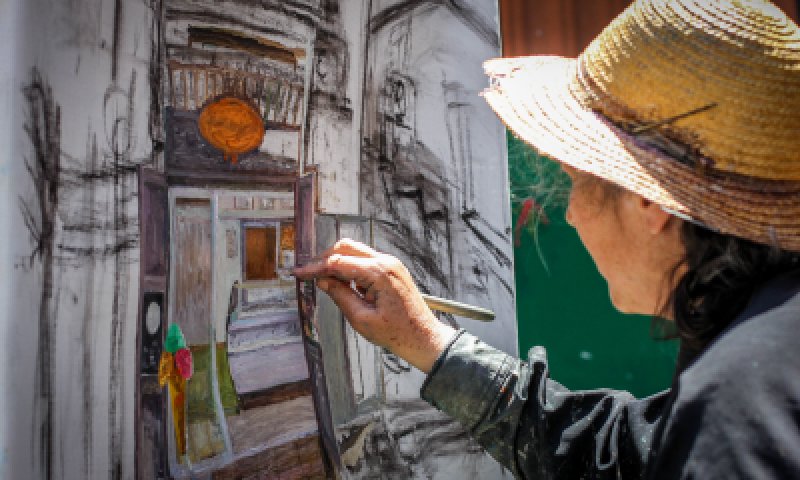 הנה ההוכחה שאפשר להיות גם אמנית וגם דתייה