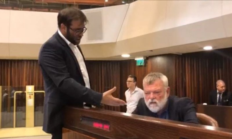 חזן VS גילאון: ההתנצלות שלא התקבלה