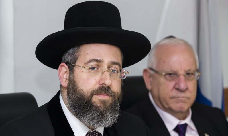 הרב לאו: החיילים בעזה שלוחי מצוה של העם כולו