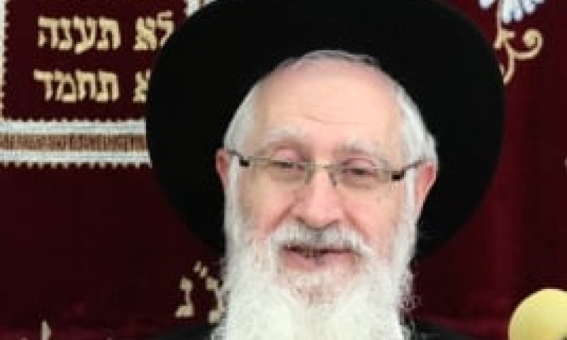 זקוק לרחמי שמים: הרב יעקב יוסף חלה במחלה קשה