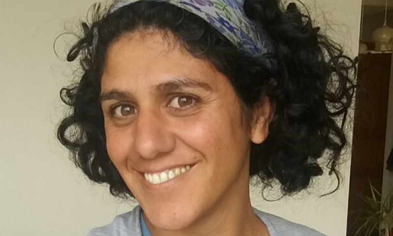 אין סיבה שבת תשמש כבת שרות תחת גבר / דעה