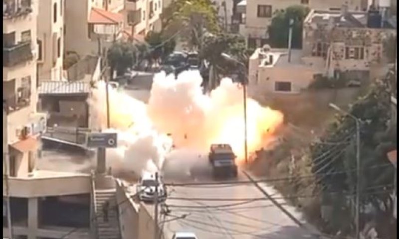 צפו: מטען הופעל כלפי רכב של צה"ל, לוחם נפצע קל