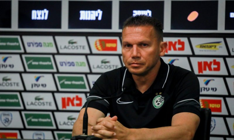 בכר נגד שתיקת ברצלונה ומנצ'סטר: "הכל זה כסף"