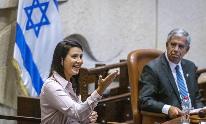 למרות הבקשה: האופוזיציה בבשורה רעה לשירלי פינטו