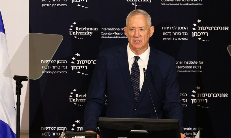 גנץ: "יהיה פתרון שישמור על הדמוקרטיה? אני שם"