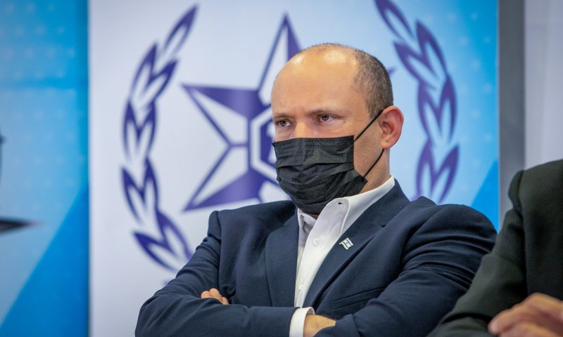 בנט על הפיגוע: מגבה את השוטרים בשטח