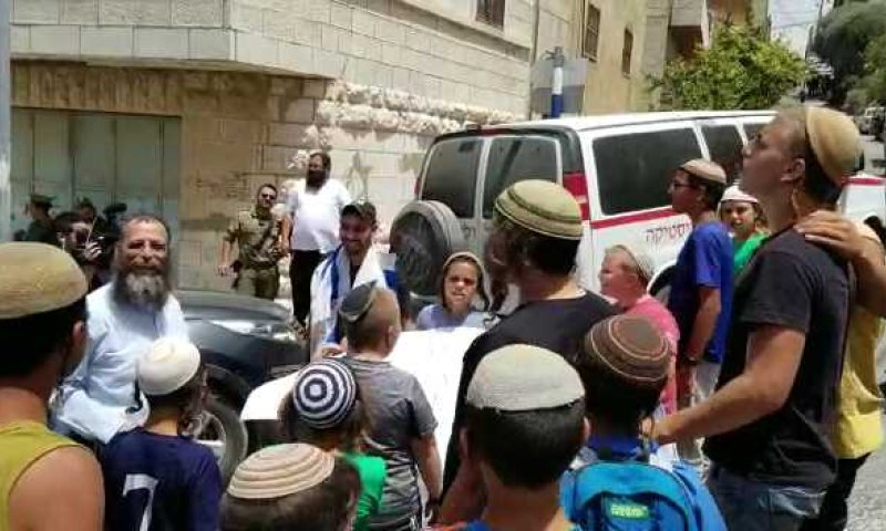 אלאור אזריה הגיע לחברון והתקבל כגיבור. צפו