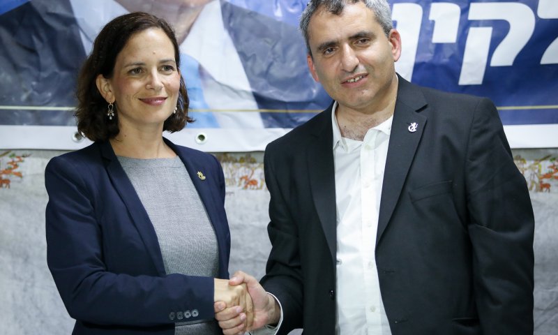 דרמה בי-ם: עזריה מסירה מועמדות ותומכת באלקין