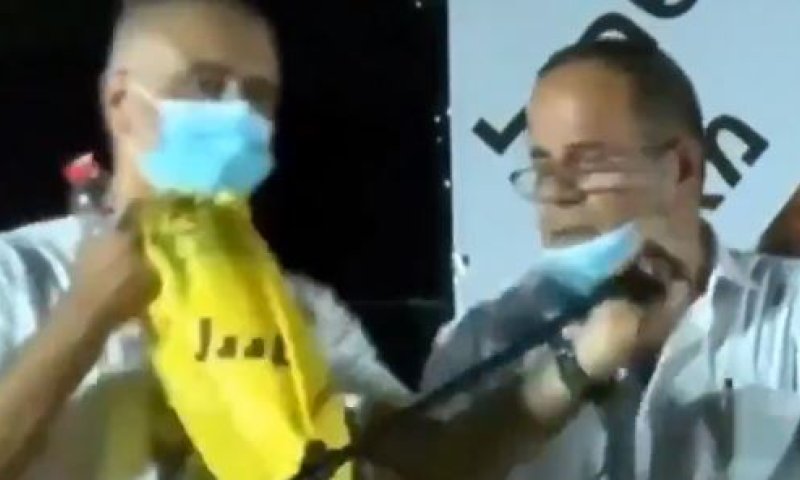 מה גרם לאב השכול לקטוע את הנאום של איוב קרא? צפו