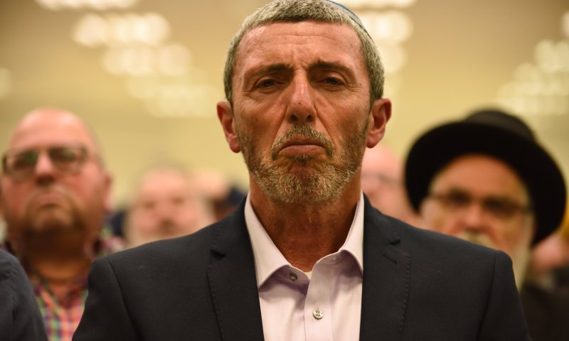 גורמים בבית היהודי: "הרב רפי קבר את המפלגה"
