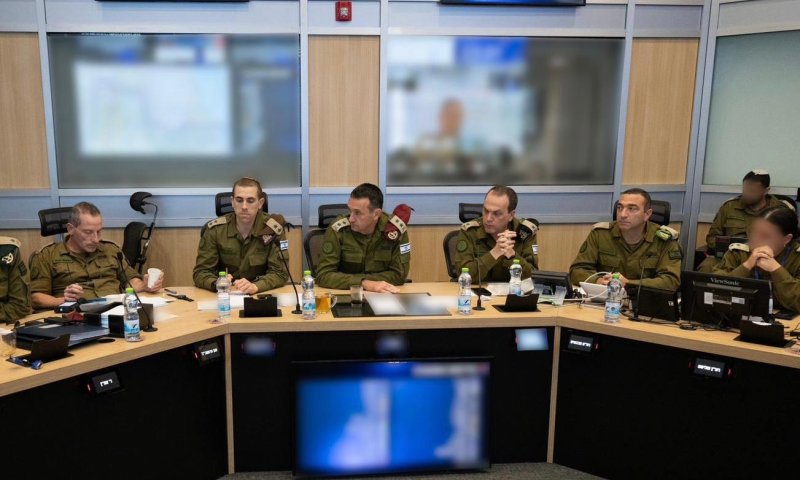 נערכים למתקפה? הרמטכ"ל קיים הערכת מצב