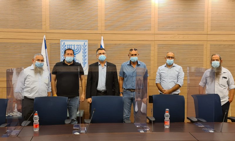 ח"כ גדעון סער נפגש עם ראשי מועצת יש"ע