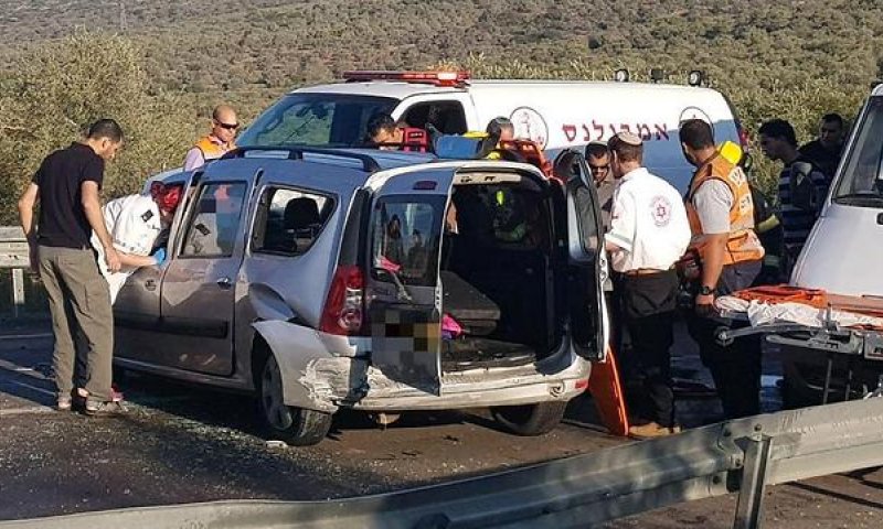 הרוג ופצועים בתאונה בין יקיר לרבבה בשומרון