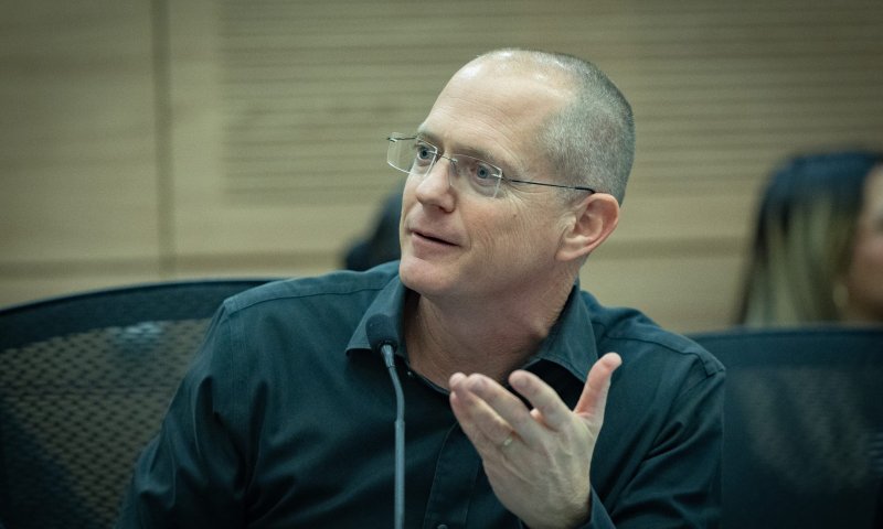 הח"כ ליועמ"שית הכנסת:  "לבטל את ההצבעות על התקציב"