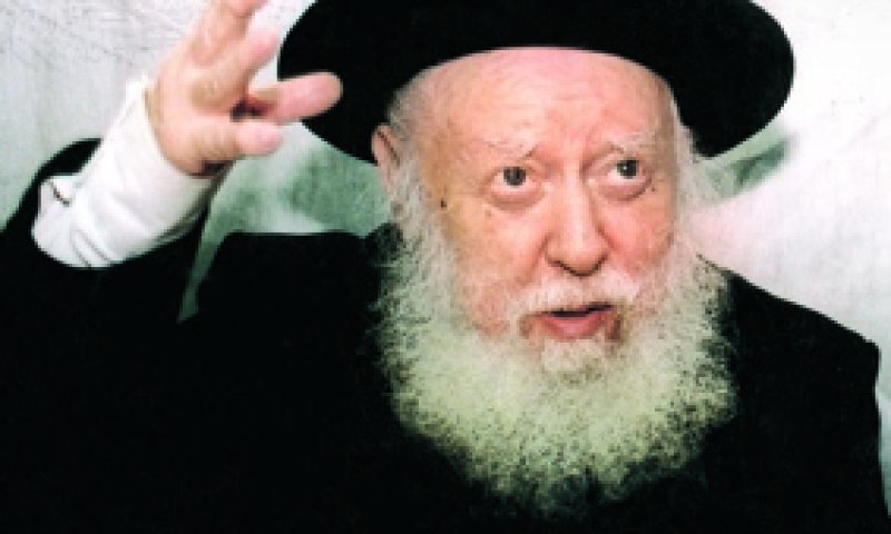 האזינו; הרב אזרחי בסיפורי הערצה על הרב שפירא