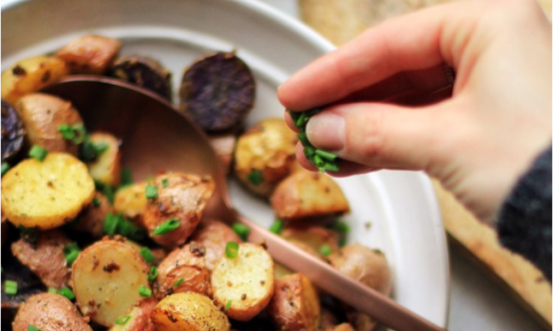 טעים: התיבול שאתם חייבים לנסות לתפוחי אדמה