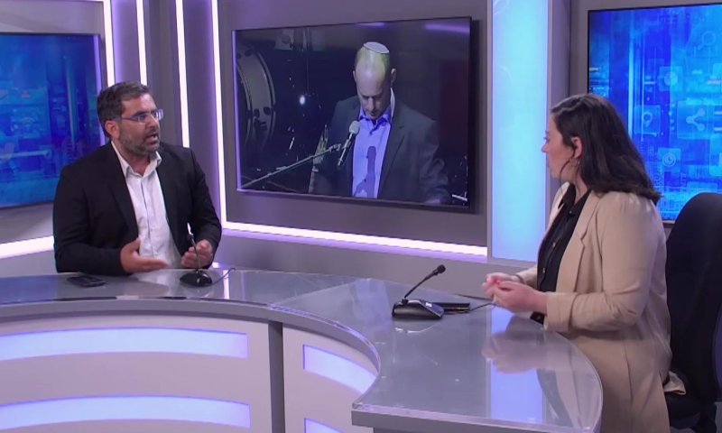אופיר סופר באולפן: "נתניהו רוצה שימינה תבוא בזחילה"