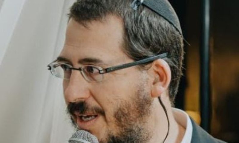 תהיי יפה ותשתקי, טוב?