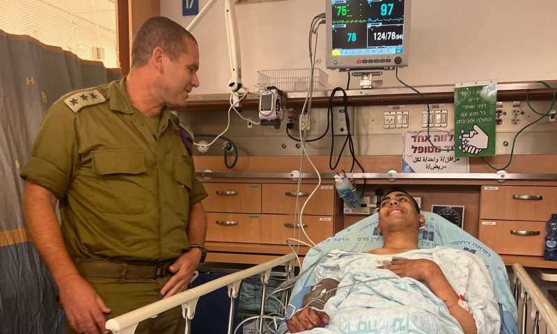 צפו: הלוחם שחיסל את המחבל בקרית ארבע מדבר