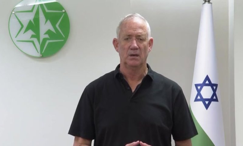 גנץ: "דורשים מהפלסטינים לפעול נגד הטרור"