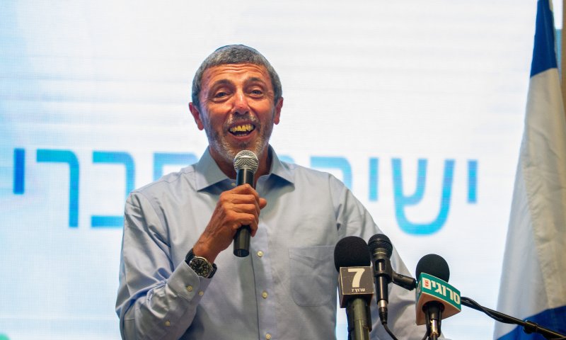 בנו של הרב רפי פרץ יחליף אותו בראשות המכינה