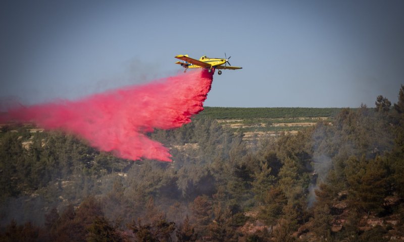 שריפה פרצה בהרי ירושלים, נערכים לפינוי תושבים