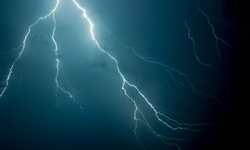 חייל נהרג בפגיעת ברק בבסיס סייבר בארה"ב